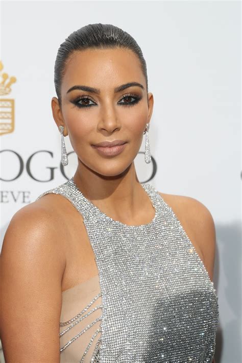 Kim Kardashian Recommends Nude Lipstick You Can Snag At The Drugstore