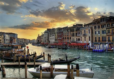 Italy Venice Houses Wallpaper Hd City 4k Wallpapers Images And