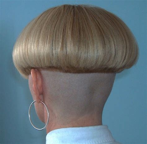 Nothing says abandon like a breeze alarming adjoin your bald neck. Pin on Haircuts and Headshaves 12.0