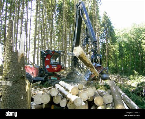 Forest Complete Harvester Hi Res Stock Photography And Images Alamy