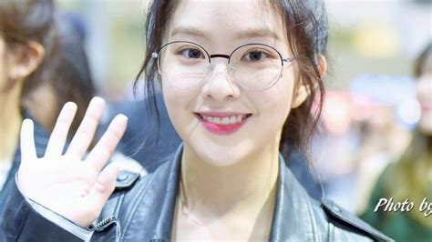 Irene Vs Glasses Can You Believe That Youtube