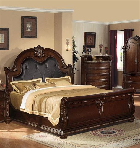 Expertly crafted in cherry veneers and hardwood solids, the regency style cases feature dovetail drawer construction and graceful curved edge shapes, bead moulding details and rounded corner posts with circular aged pewter hardware. Cherry Wood Espresso PU King Bedroom Set 3P Anondale ...