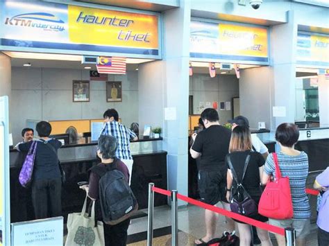 Latest ktm komuter timetable, schedule (jadual tren komuter) malaysia commuter services. KTM Shuttle Train From JB to Singapore | BusOnlineTicket.com
