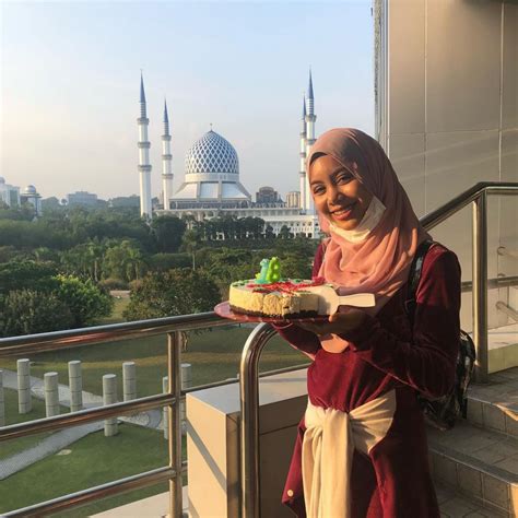 We did not find results for: Biodata Sarah Suhairi, Penyanyi Lagu Pedih | Azhan.co