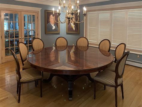 Round Dining Table Extra Large Round Dining Table Seats