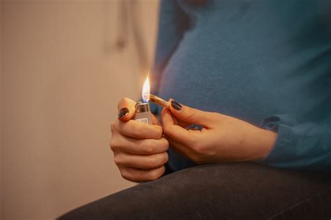 This Is What You Should Know About Smoking Weed During Pregnancy Herb