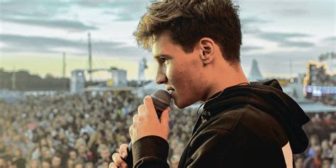 Wincent weiss (born january 21, 1993 in eutin, germany), is a german singer and model. Eutin - Wincent Weiss: Erfolgreicher Jung-Musiker aus ...