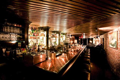 9 Unusual And Unique Restaurant You Must Visit In New York Hand