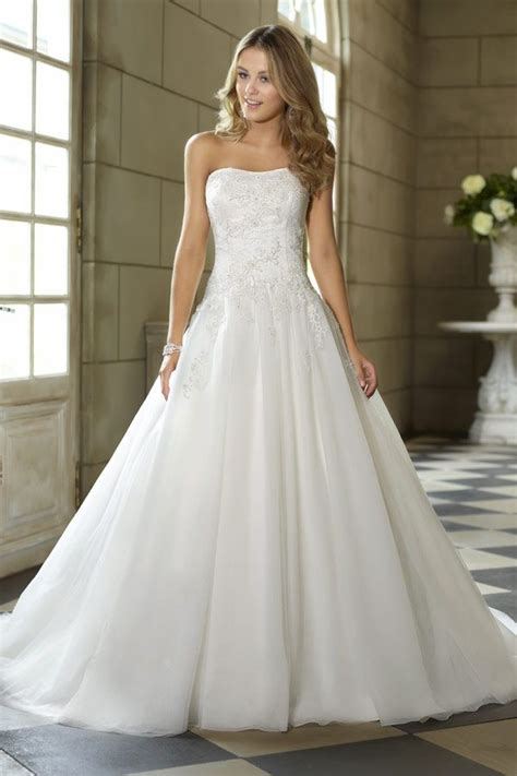 Die besten 25+ Schwarze hochzeitskleider Ideen auf ...