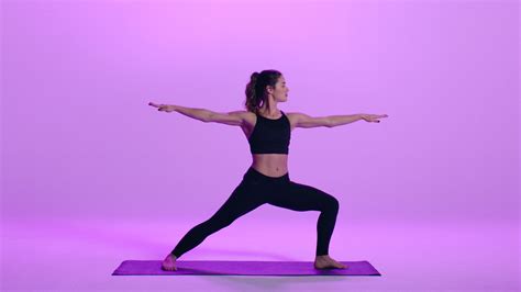 How To Do A Warrior 2 Pose In Yoga The New York Times