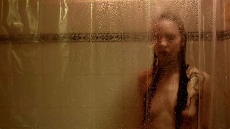 Nude Video Celebs Jennifer Decker Nude Mange 2012