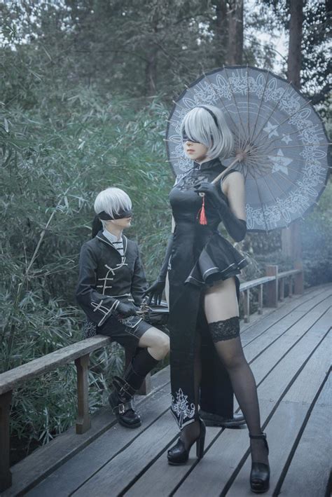 2b And 9s Cosplay From Nier Automata