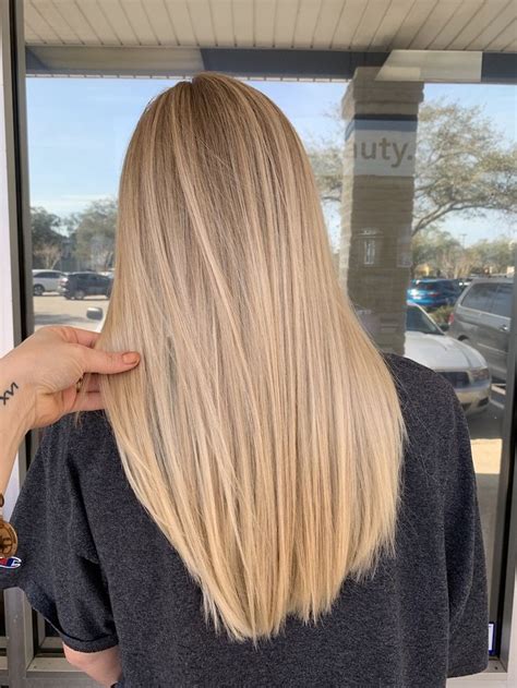 Buttercream Blonde Highlights Dyed Blonde Hair Blonde Hair With