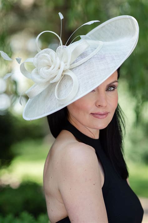 23 Mother Of The Bride Hairstyles With Hat Hairstyle Catalog