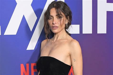 Sarah Shahi Reveals Which Sex Life Scene Created A Lot Of Giggles