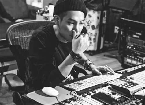 Dengan bekerja sama maka bisa menumbuhkan rasa semangat persatuan setiap individu yang tergabung dalam tim kerja. Cerita Produser Musik soal Cara-cara Bekerja Sama dengan ...