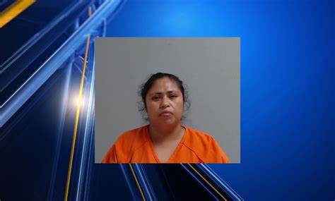 Woman Accused Of Trying To Sell Girls For Sex At Texas Park Police Say Texas News