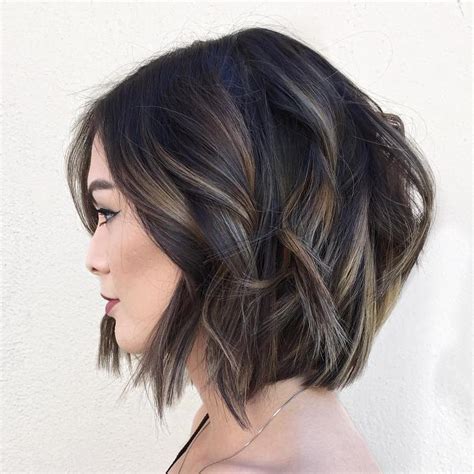 A short bob is a bob that's cut between the ear and just above the shoulders. Layered Bob Haircut for Women 2017 | 2019 Haircuts ...
