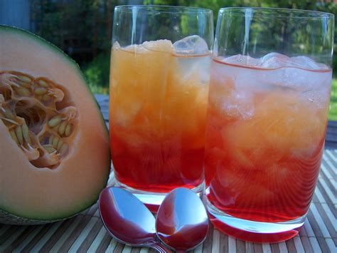 Makanan yang segar di siang hari. Siurrpp… Emang Bikin Adem 8 Minuman ini saat Terik Panas ...