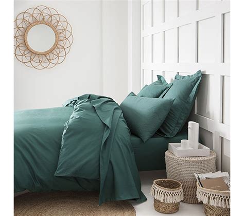 Le drap house est un peu petit pour du 180x200 il faut tirer dessus pour au risque de déchirure, hauteur pour l'accroche au matelas un peu basse et très fin. Drap Housse - 100% Coton 57 Fils - 160 X 200 Cm - Vert ...