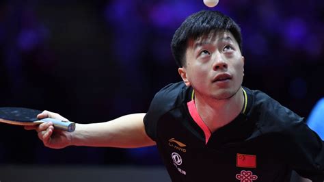 Ma long is arguably one of the best two winged looper in the history of the game. Ma Long, le "Dragon", remporte un 3e titre mondial de rang