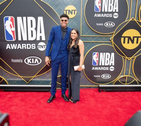 Giannis antetokounmpo's bio and a collection of facts like bio, nba, net worth, current team, salary, contract, nationality, trade, injury, height, stats, family, affair, girlfriend, dating, age, facts. Giannis Antetokounmpo's Girlfriend Mariah Danae ...