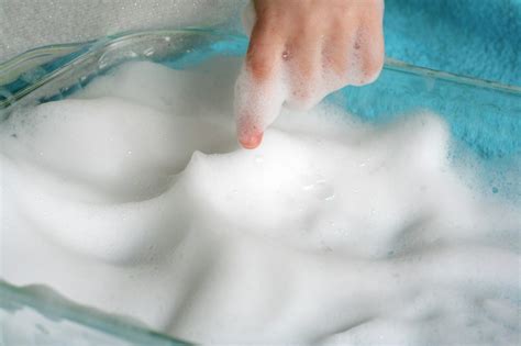 Super Easy Sensory Play Soap Foam