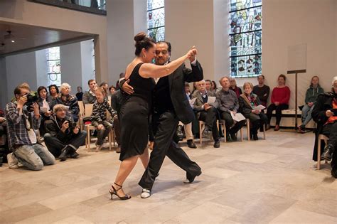 Hörbuch gespräche mit gott, buch ein unerwartetes gespräch mit gott. „Gott, verwandle meine Klage in einen Tango" - Evangelisches Frankfurt und Offenbach