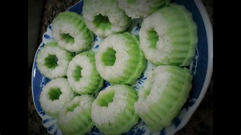 Tidak perlu dipanggang, hanya butuh kukusan. Resep dan cara membuat Kue Putu AYu enak dan lembut - YouTube