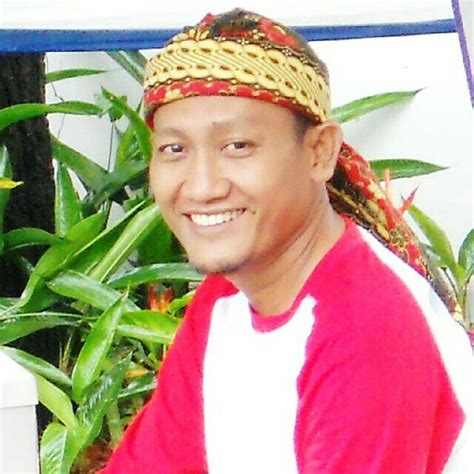 Lantas, bagaimana kiat menjawab pertanyaan kenapa anda harus dipertimbangkan? Alasan Kenapa Anda Harus Memilih Kami... - Hengky Agency Co.