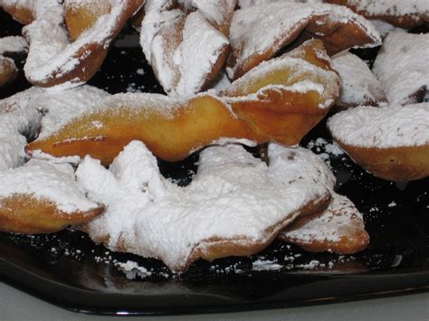 Archived 24 aug 2020 21:04:44 utc. How to Make Polish Angel Wings or Crullers Known as Chruściki | Dessert recipes, Polish desserts ...