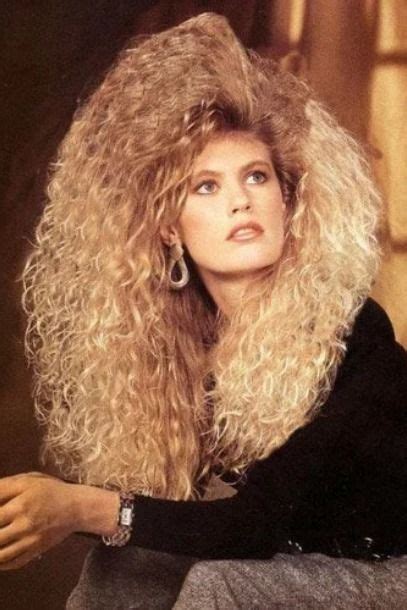 12 Perfect 1980s Hairstyle Women Long Top
