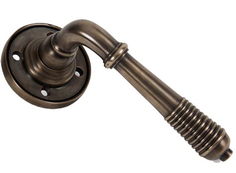 From The Anvil Reeded Door Handles On Round Rose, Aged Bronze - 83957 ...