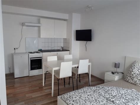 Rein in den rummel der stadt und eine wohnung in der innenstadt mieten. Wohnung für bis zu 4 Personen, Monteurzimmer in Fürth ...