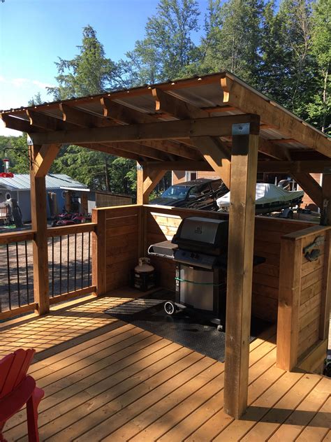 Une cuisine pratique et fonctionnelle, c'est important. Landscaping in Palm Beach Gardens 33418 en 2020 | Cuisine exterieur, Abris barbecue, Cuisine ...