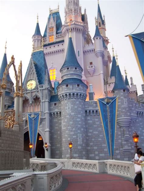Animated Movies | Animated Movies Wallpapers | Animated Movies Pictures: Disney world Castle