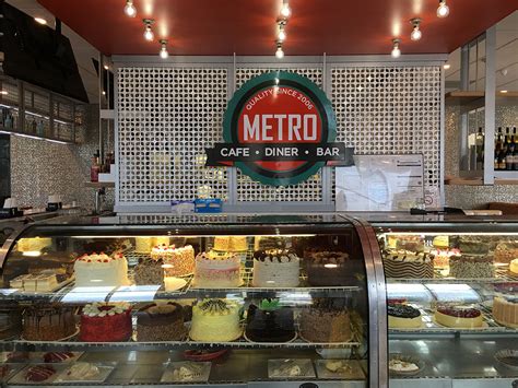 Columbia metropolitan airport is approximately five miles from the city of columbia, south carolina. Metro Café Diner - COUCH