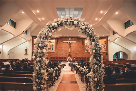Bride And Groom Inside The Church With Wedding Setup · Free Stock Photo