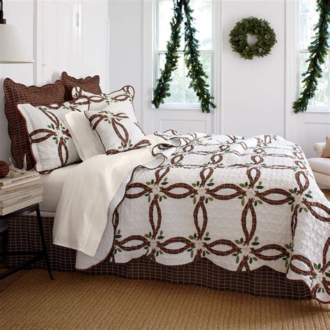 Holly Christmas Quilt Set | Plus Size Bedding | Brylane Home