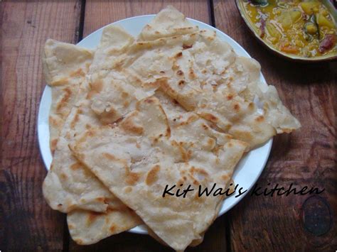Misalkan saja dengan kuah kambing ataupun ayam. Kit Wai's kitchen : 印度煎饼 & Dhal curry ~ Indian Flatbread ...