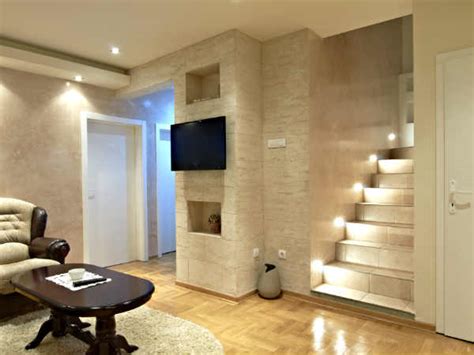 Illuminate your home with affordable lighted decor, accent lighting and decorative lights. Staircase Lighting Ideas For Home Decor - Boldsky.com