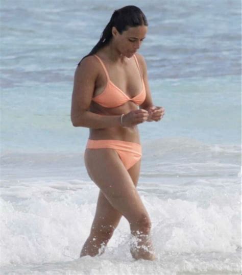 Michelle Rodrigez Fox Gal Gardot Celebrity Bikini Drifter Fast