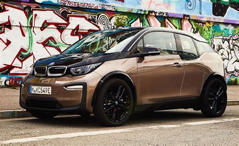 Bmw said it was able to increase range by working with the battery manufacturer to increase the cell amp hours. 2019 BMW i3 Gets Bigger Battery for 153 Miles of Range ...