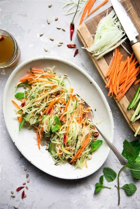 Green Papaya Salad Vegan Healthy Nibbles By Lisa Lin