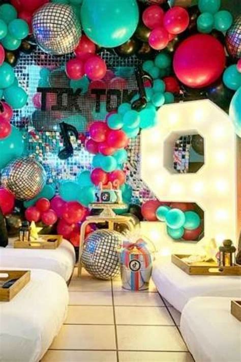 35 700 просмотров 35 тыс. TikTok Birthday Party Ideas | Photo 4 of 10 | Teepee party ...