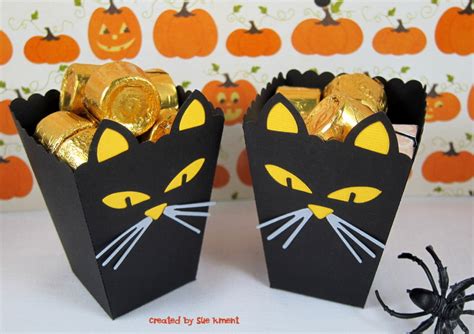 Below, you'll discover some of the best monthly cat boxes that your cat is guaranteed to fall. Sue's Stamping Stuff: Black Cat Popcorn Box Treat holder #17