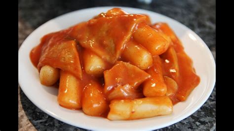 Tteokbokki Korean Spicy Rice Cake Youtube