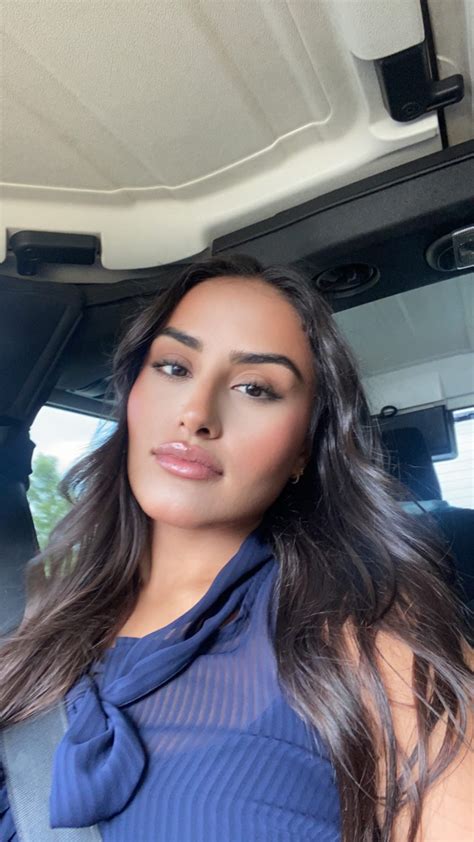 Contemplating if I should get a wedding planner or not? 💍👰🏽‍♀️🤵🏾‍♂️😭🥺