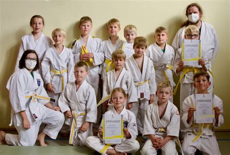 15 Judoka bestehen ihre Gürtelprüfung Halterner Judo Club 66 e V