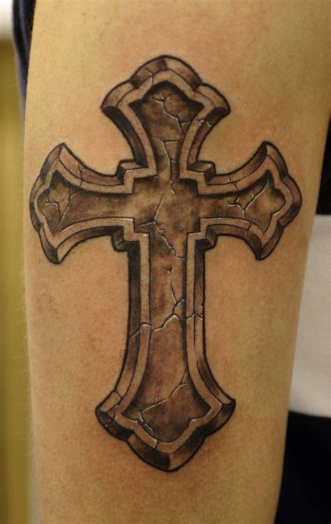 Here is a cross tattoo i drew yesterday. cross-tattoo-idea-on-arm